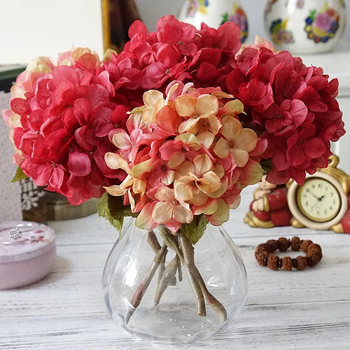bouquet d'hortensias en soie pour décoration intérieure et mariage - vue 3 sur 14