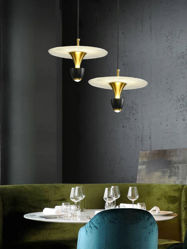 suspension en acrylique moderne pour décoration créative intérieur - vue 2 sur 9