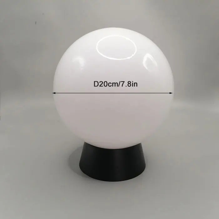 lampadaire extérieur globe noir pour éclairage de jardin et terrasse