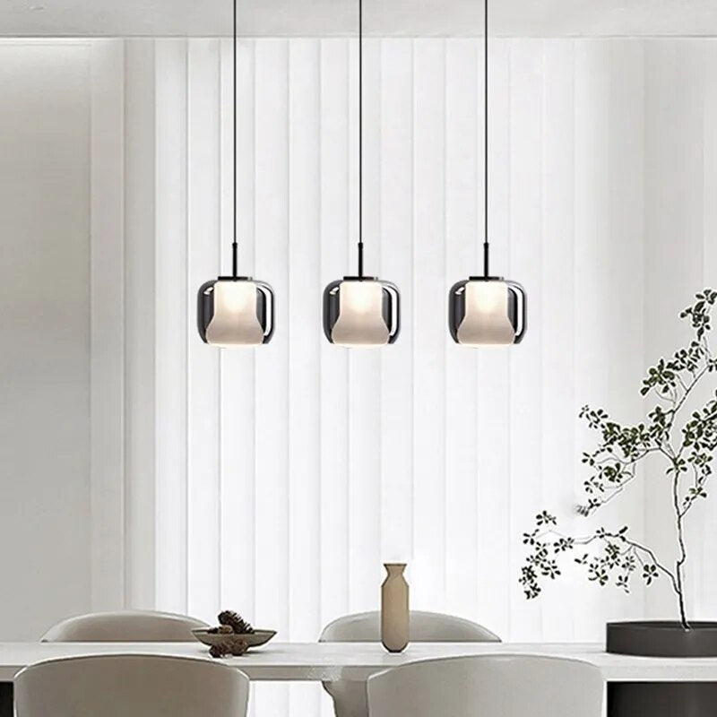 Suspension LED moderne en verre gris fumé à trois têtes