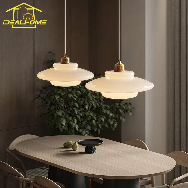 suspension décorative en verre design pour intérieur moderne - vue 4 sur 9