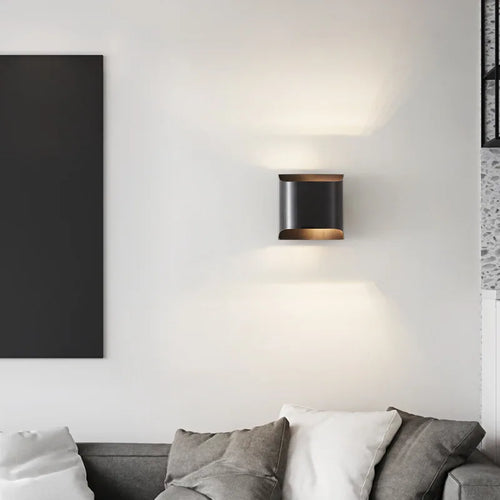 Applique murale led en laiton design moderne et minimaliste