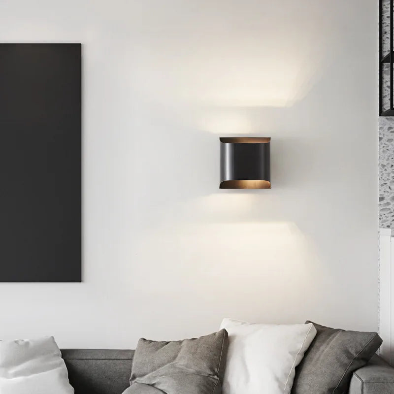 applique murale minimaliste en cuivre pour intérieur