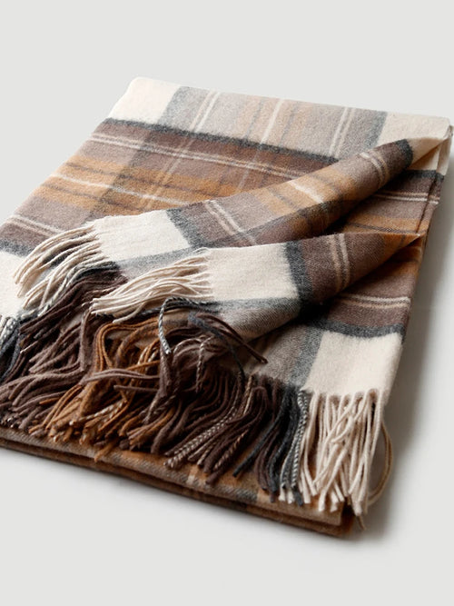 Plaid laine motif ecossais a pompons chaud voyage - vue 3 sur 7