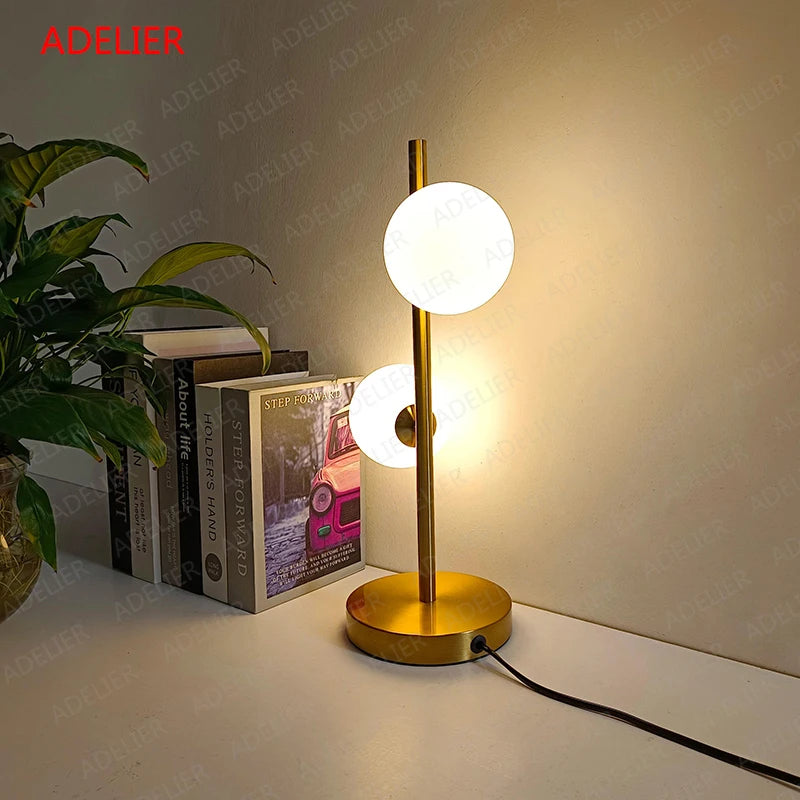 lampe de table style nordique boule de verre simple décorative en fer ou or