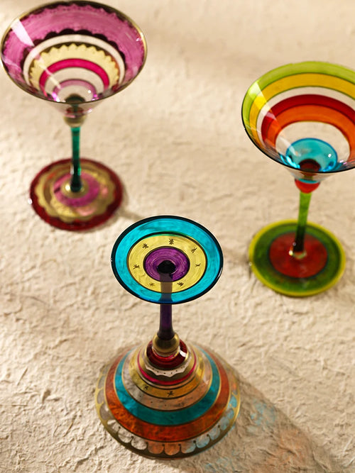Verres a vin nordiques design creatif pour bar
