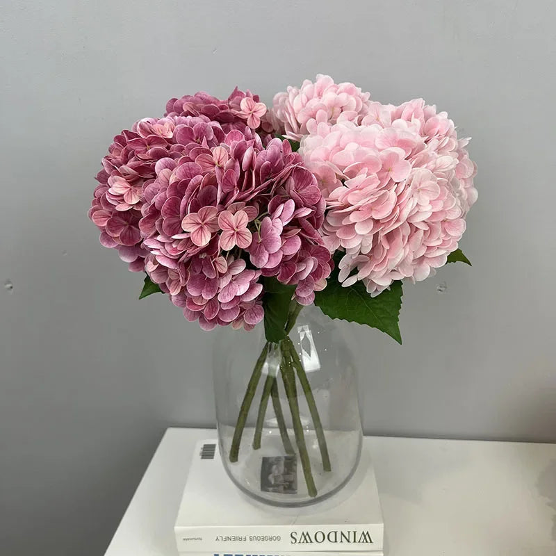 décoration de mariage fleurs artificielles hortensias et roses rouges - vue 4 sur 15