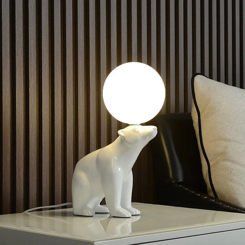 Nordic Design Resin Bear Table Lamp Led Desk Light with Glass Ball for Bedroom - vue 4 sur 8