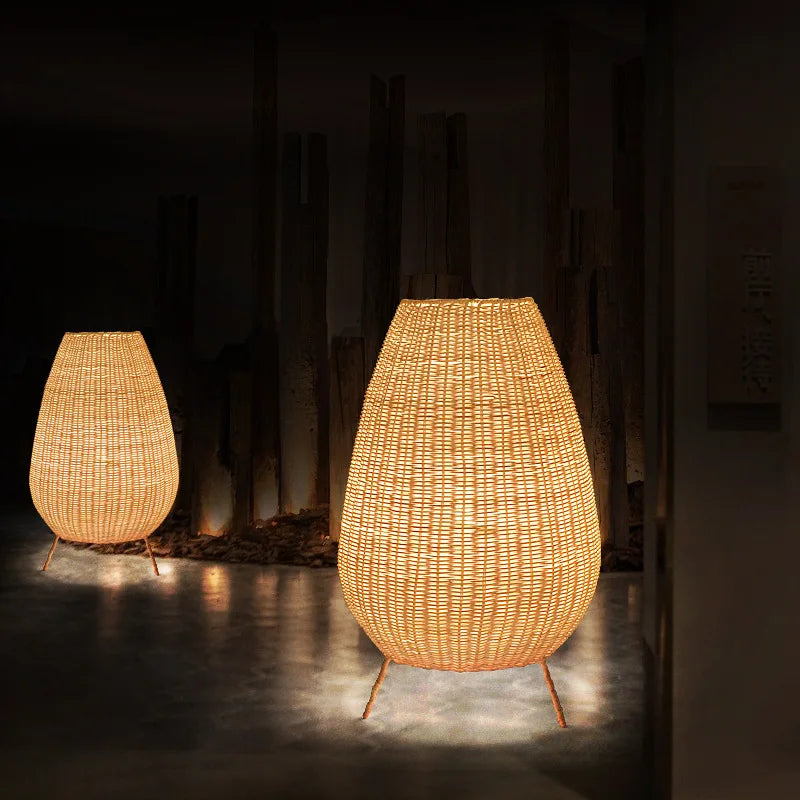 Lampadaire style asiatique en rotin naturel