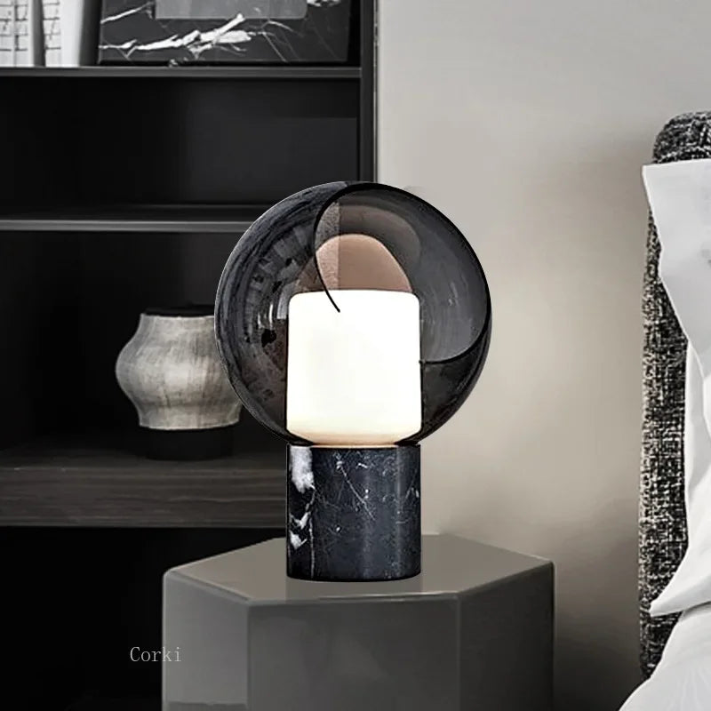 lampe de bureau en marbre design abat jour en verre moderne - vue 3 sur 8