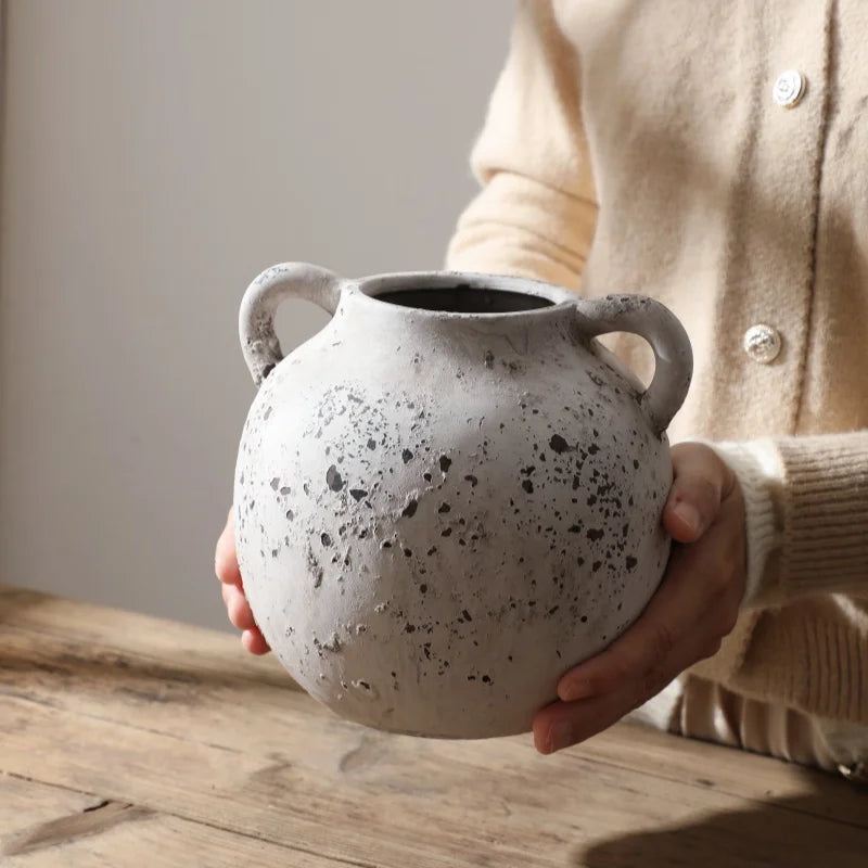 Vase Céramique & Porcelaine Artisanale 2025 | Vessière Cristaux Vase Céramique & Porcelaine Artisanale 2025 | Vessière Cristaux