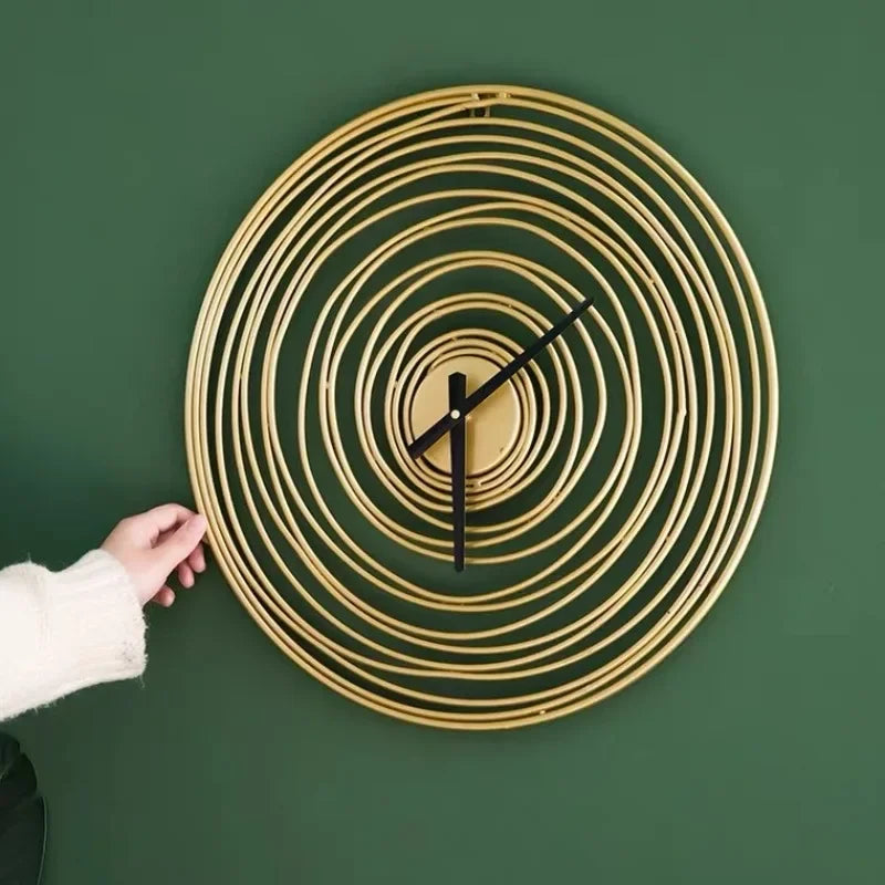 horloge murale moderne en métal super silencieuse décorative - vue 6 sur 7