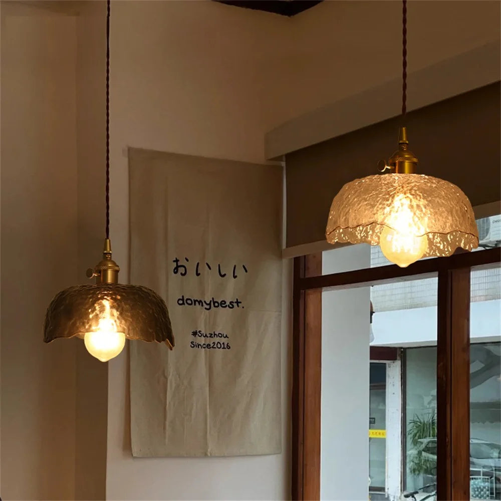 suspension LED design nordique en laiton et verre - vue 4 sur 10