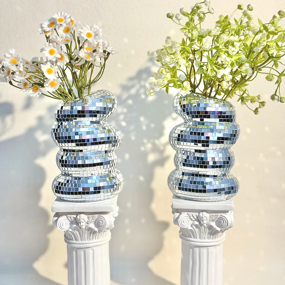 vase en spirale boule disco décoration moderne pour fleurs - vue 5 sur 7