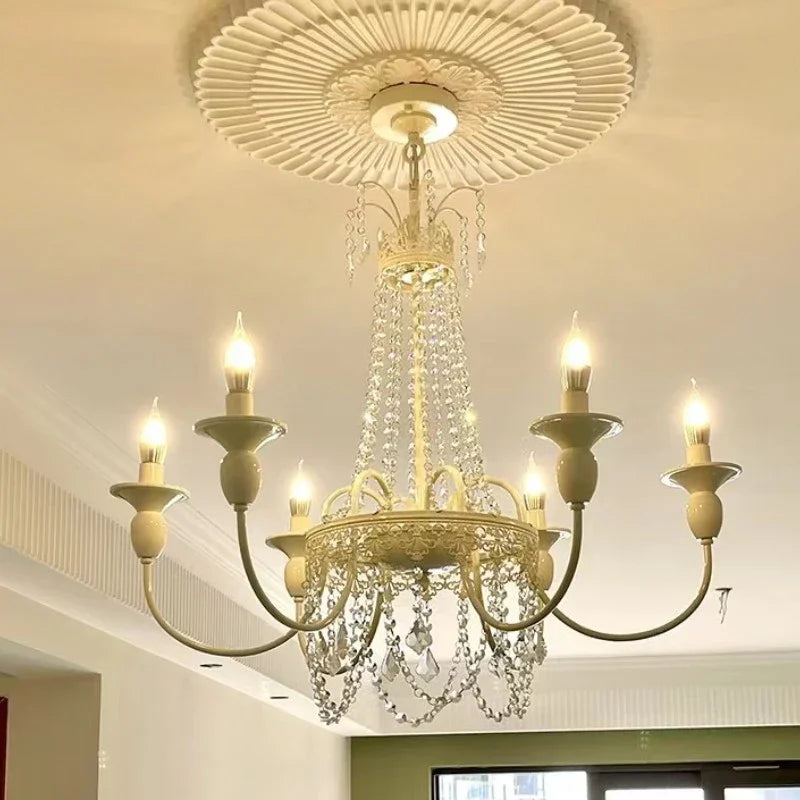 lustre en cristal style français pour chambre de princesse - vue 3 sur 11