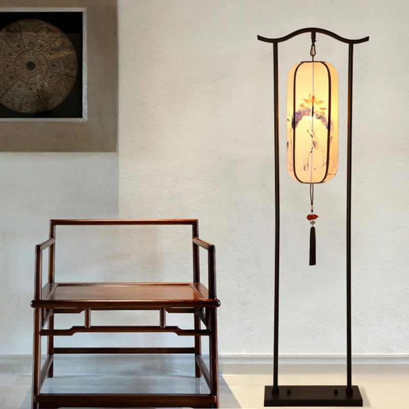 Nouveau lampadaire chinois pour salon canapé lampe verticale créative rouge palais lampe décorative chambre étude Antique lampadaire