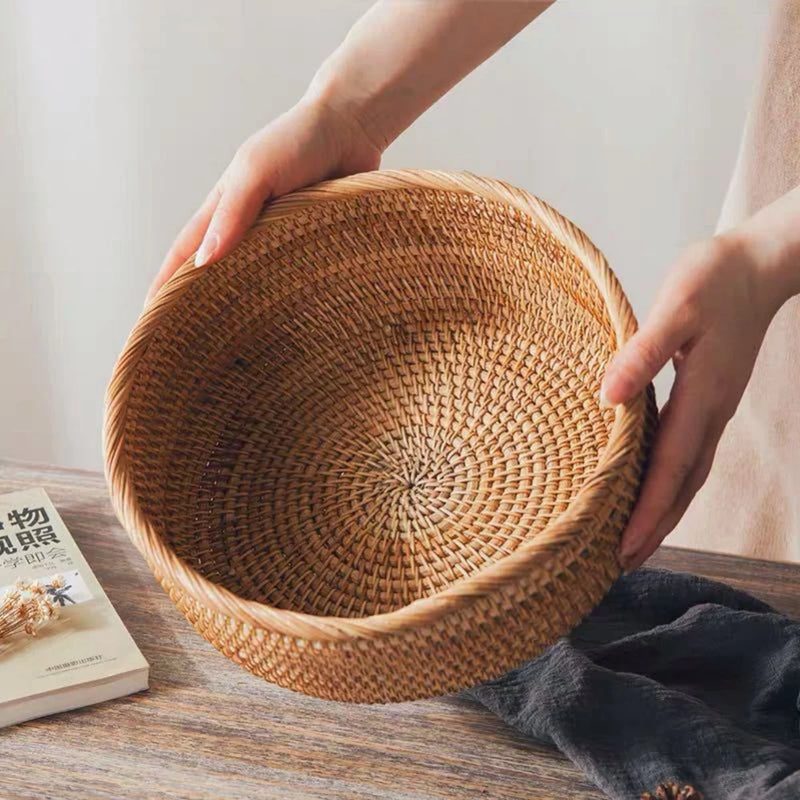 panier rond en rotin tissé pour fruits et collations