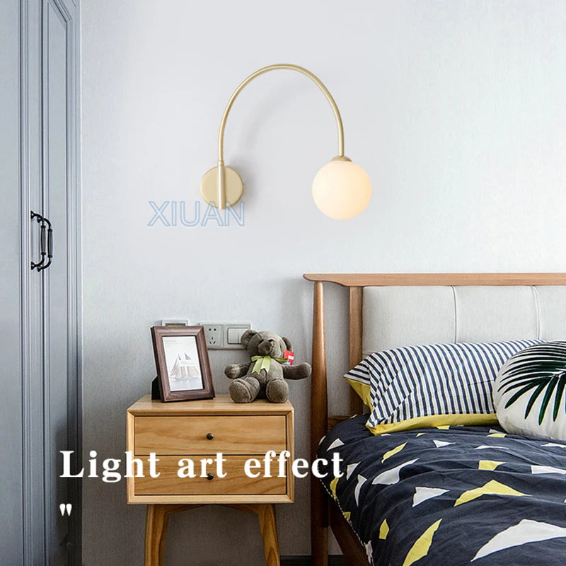 applique murale à bras pivotant en verre décoratif pour intérieur élégant - vue 4 sur 8