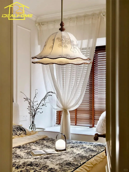 suspension décorative en tissu médiéval design français pour ambiance chaleureuse - vue 4 sur 8