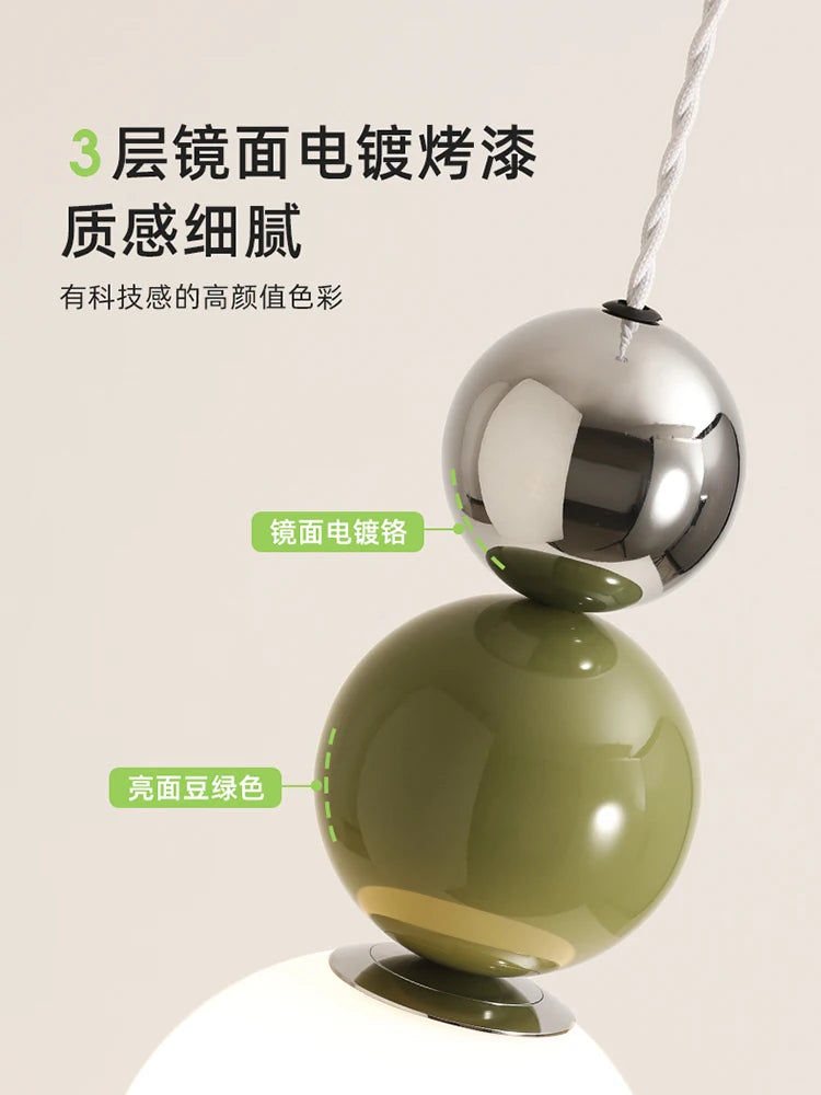 suspension minimaliste design français avec abat jour chromé LED - vue 5 sur 9