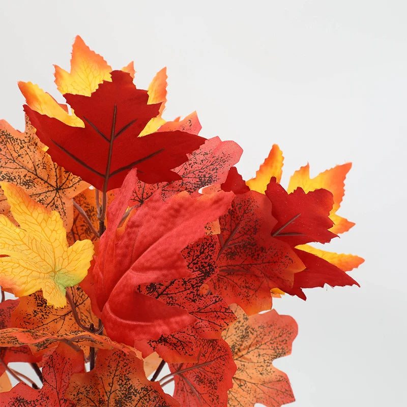 feuilles d'érable artificielles pour décoration automnale et Halloween - vue 6 sur 12
