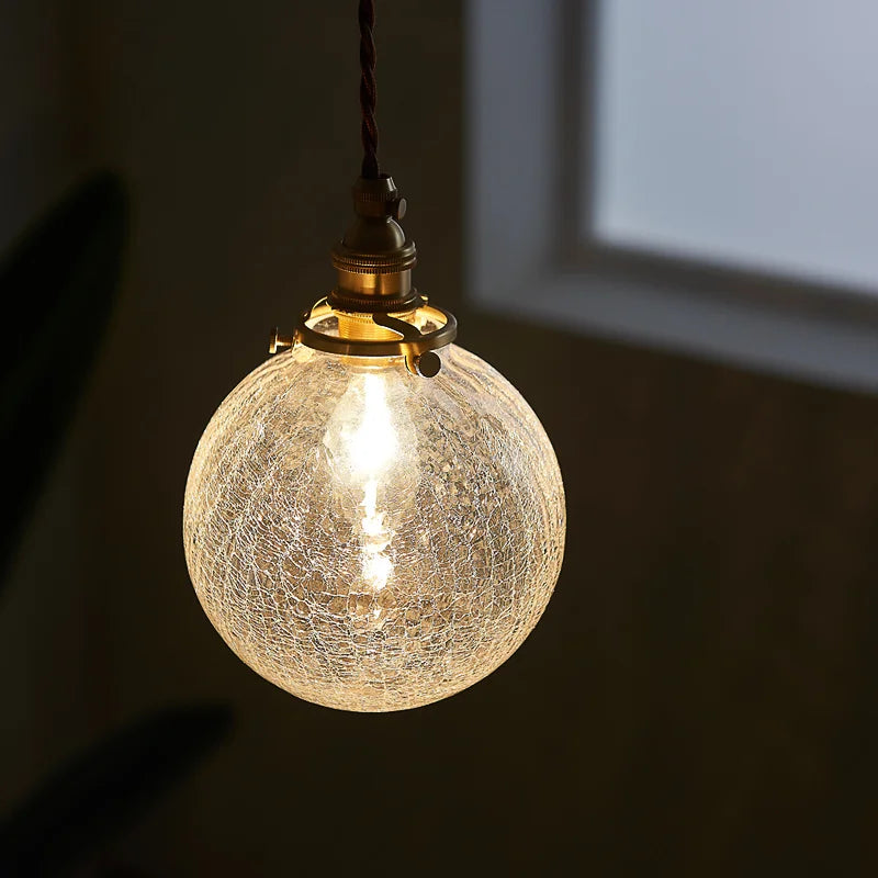 suspension vintage en verre craquelé pour décoration intérieur