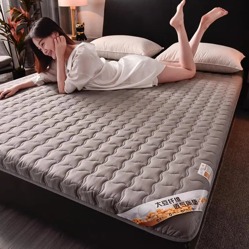 surmatelas en coton éponge pour lit king size et coussin de sol - vue 7 sur 8
