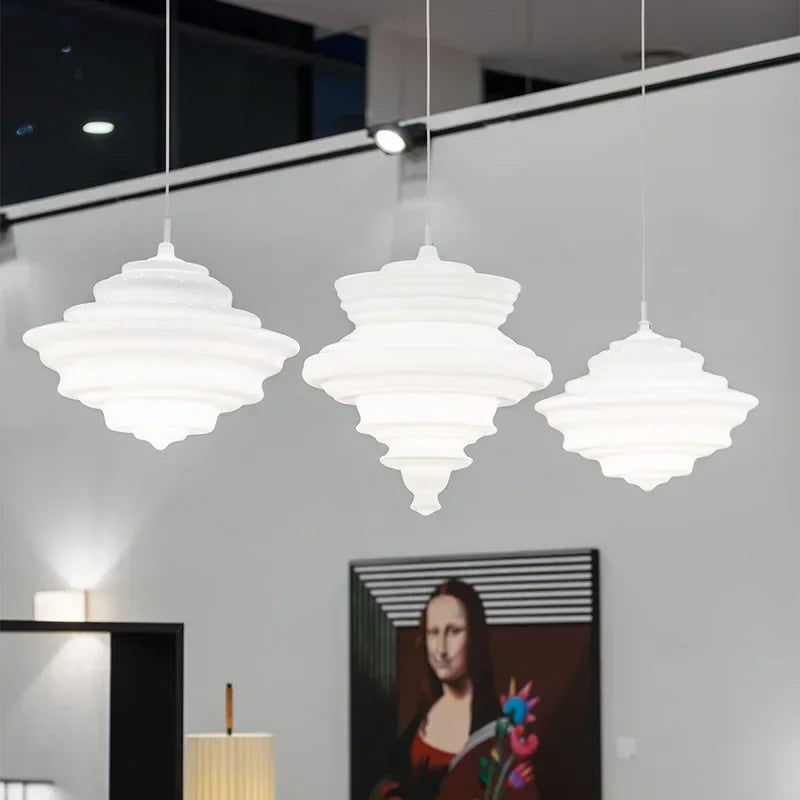 lustre nordique en verre pour un éclairage décoratif élégant