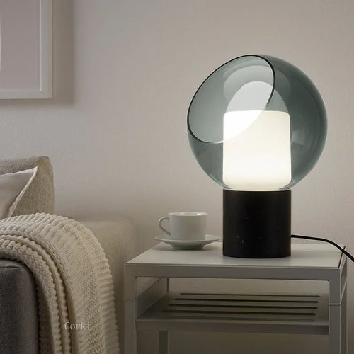 lampe de bureau en marbre design abat jour en verre moderne - vue 4 sur 8