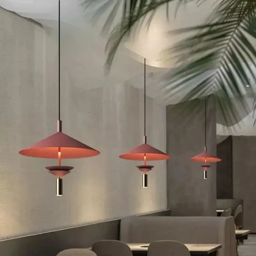 lustre moderne en métal design nordique pour éclairage intérieur - vue 4 sur 11