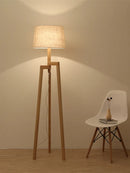 Lampes sur pied pour salon Vintage lampadaire en bois pied pour étude chambre chevet éclairage Led trépied lampe sur pied