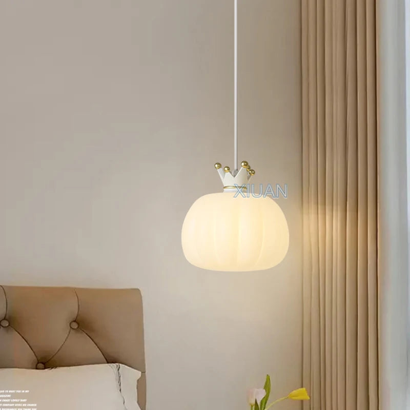 suspension de chevet pour petite chambre avec nœud papillon - vue 4 sur 11