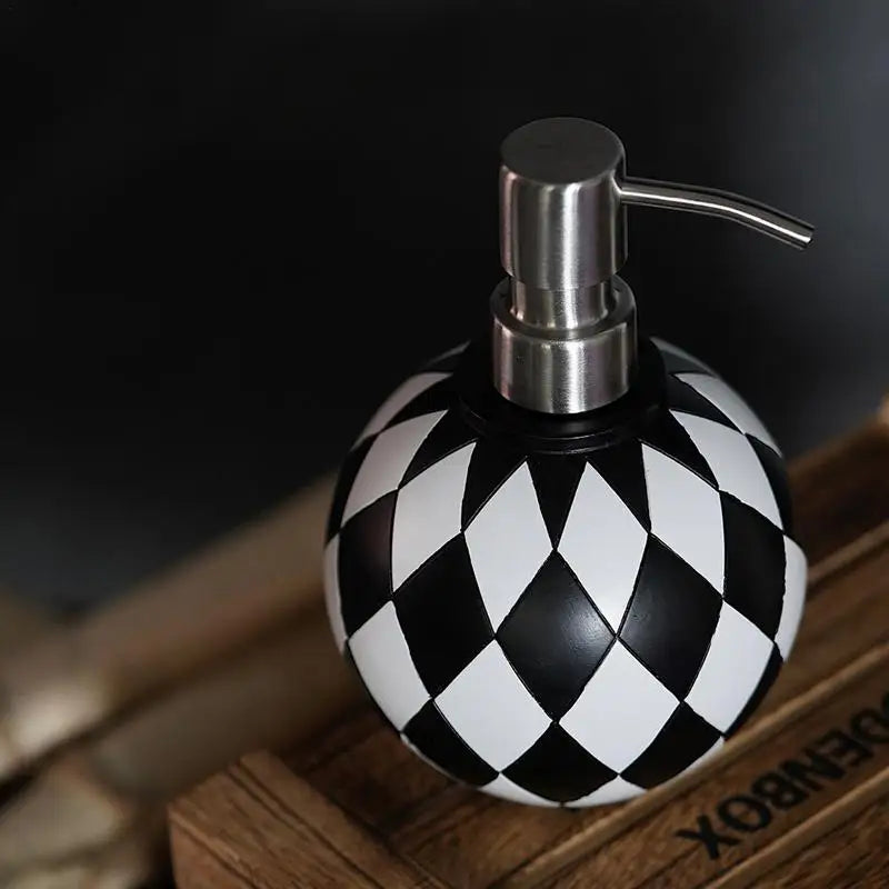 distributeur de savon moderne en damier pour cuisine et salle de bain - vue 4 sur 6