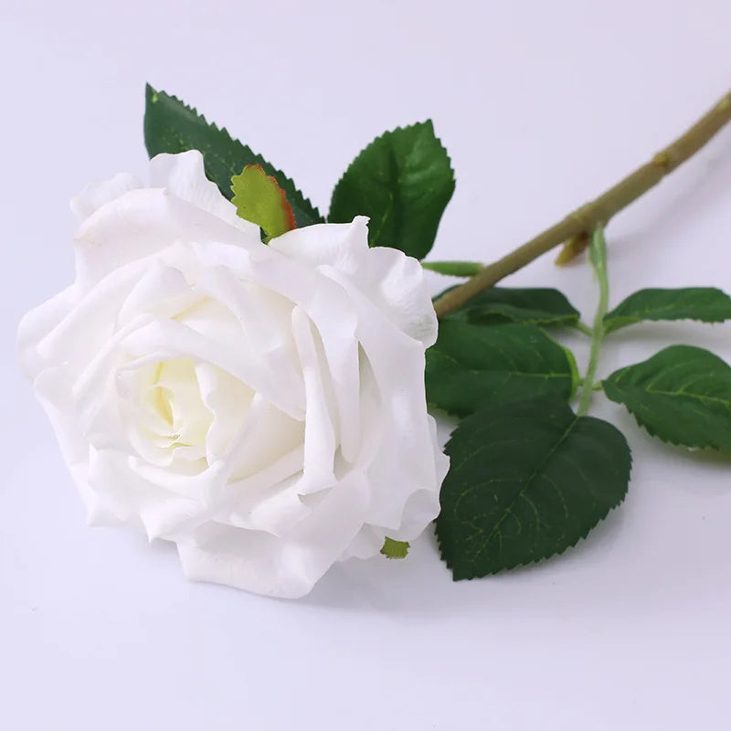 roses artificielles au toucher réaliste pour décoration florale