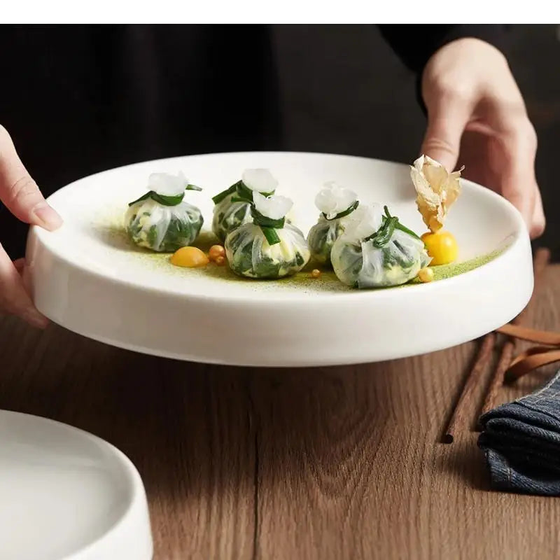 Assiettes céramique rondes style japonais pour repas