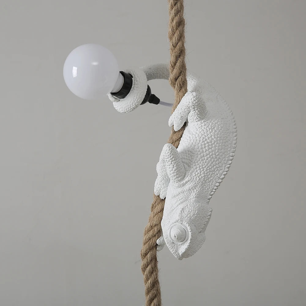 lustre animalier en résine suspension rétro pour café - vue 10 sur 10