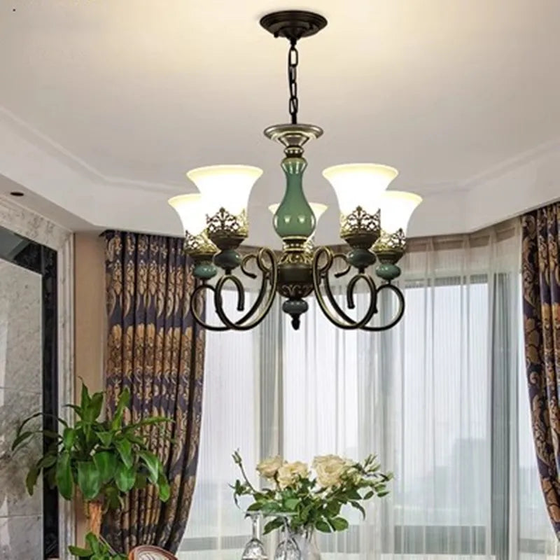 lustre classique antique en céramique et verre vintage - vue 4 sur 13