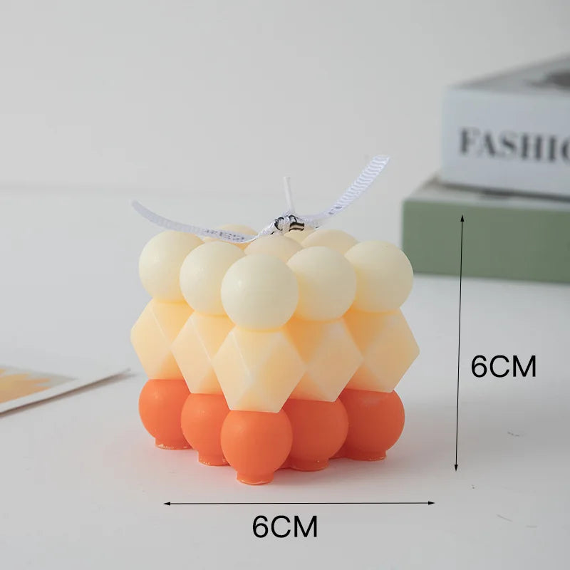 bougie parfumée big cube pour décoration moderne et aromathérapie - vue 25 sur 39