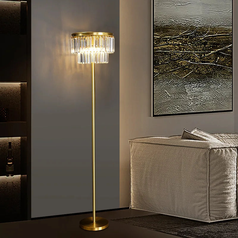 lampadaire moderne en verre et cuivre pour tous les espaces