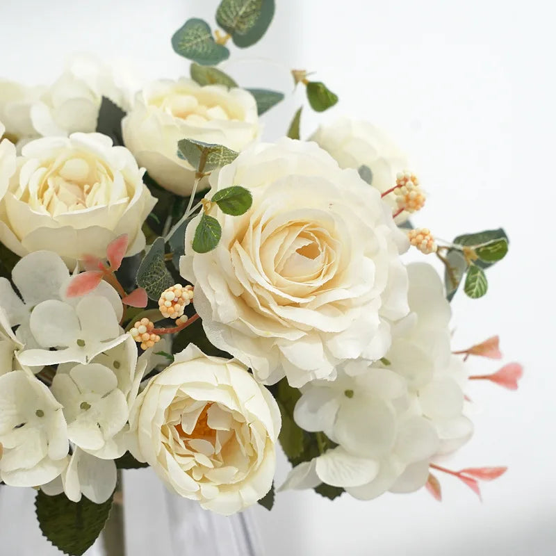 bouquet de pivoines et hortensias vintage pour décoration mariage