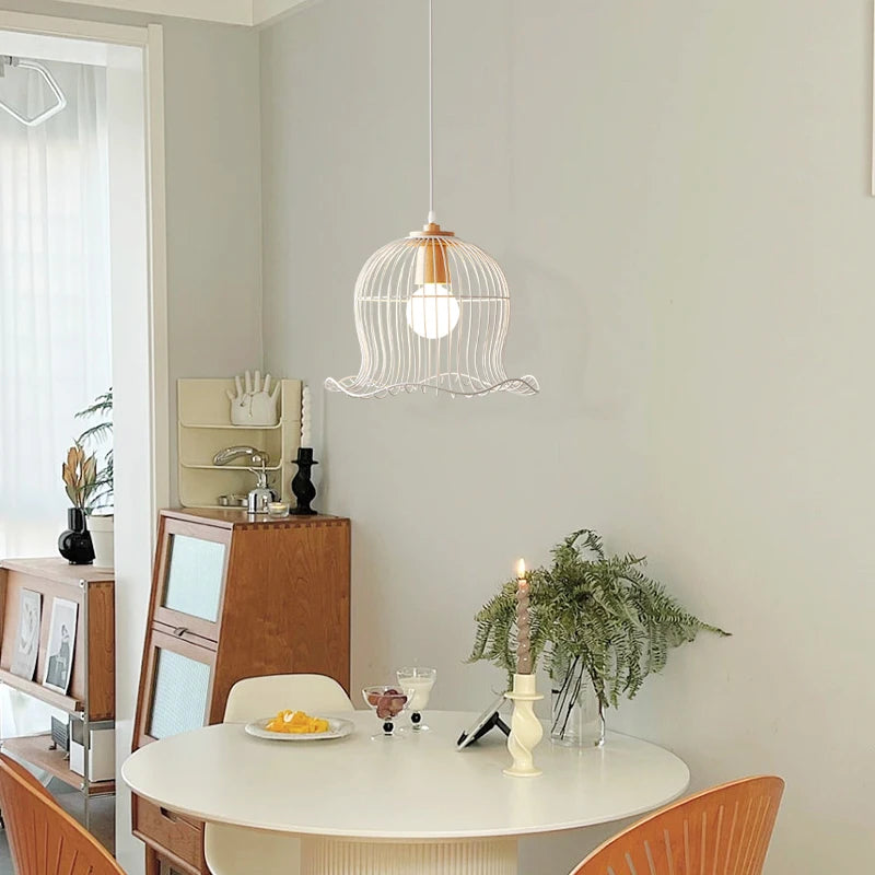Suspension en métal blanc nordique forme de fleur Restaurant suspension lumière salon Table à manger E27 lustre éclairage 220 V