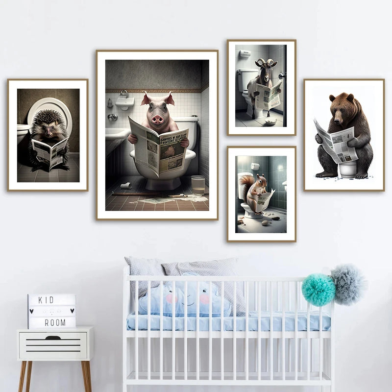 décoration murale amusante avec animaux sur les toilettes