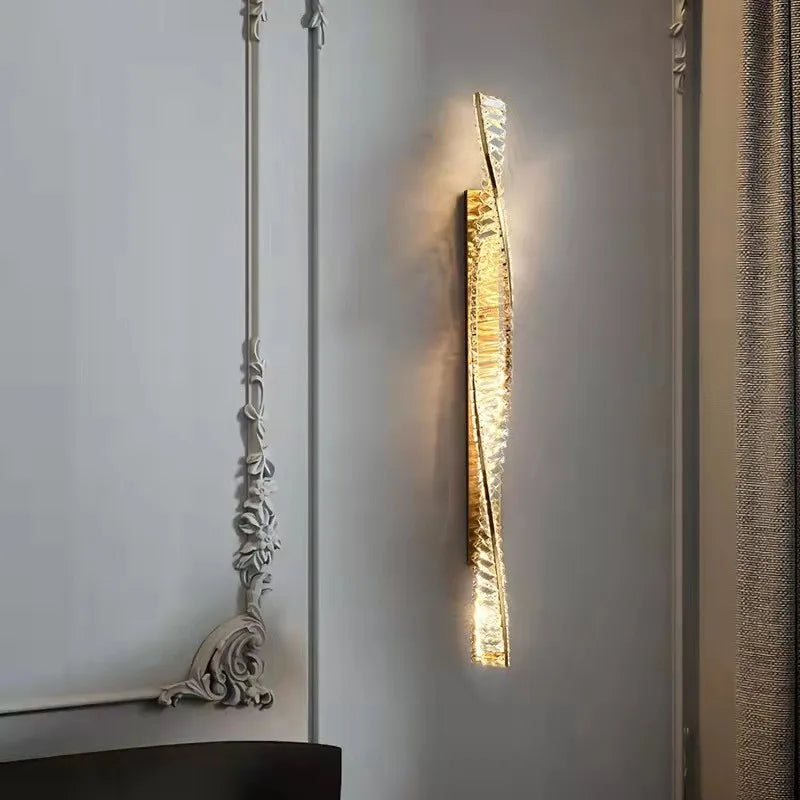 Applique murale design en cristal torsadé - vue 6 sur 13