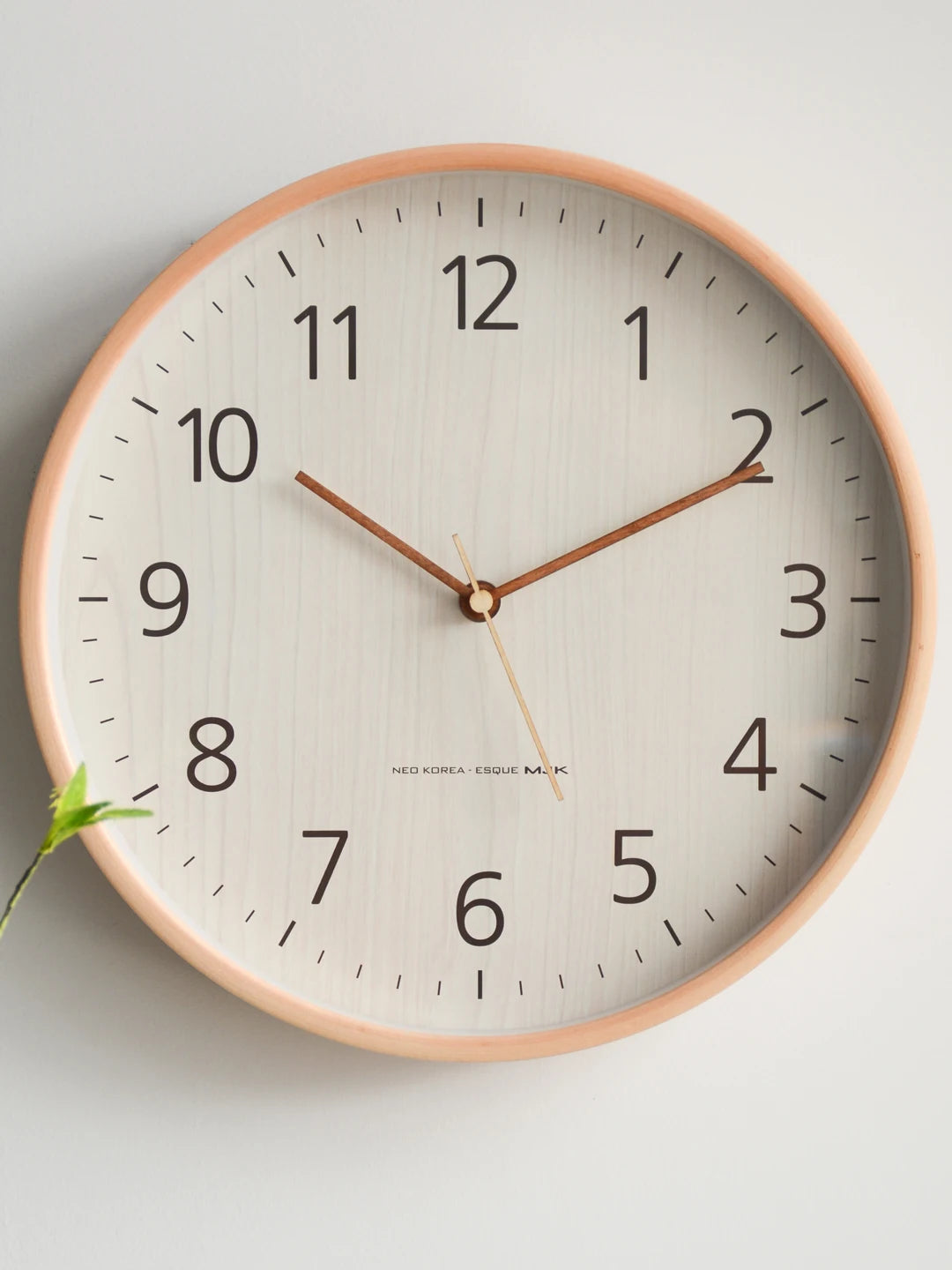 horloge murale en bois moderne décoration créative pour maison - vue 6 sur 7