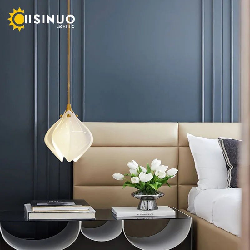 Lustre Magnolia en céramique - vue 4 sur 17