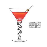 Verre cocktail design original forme inclinée festif bar