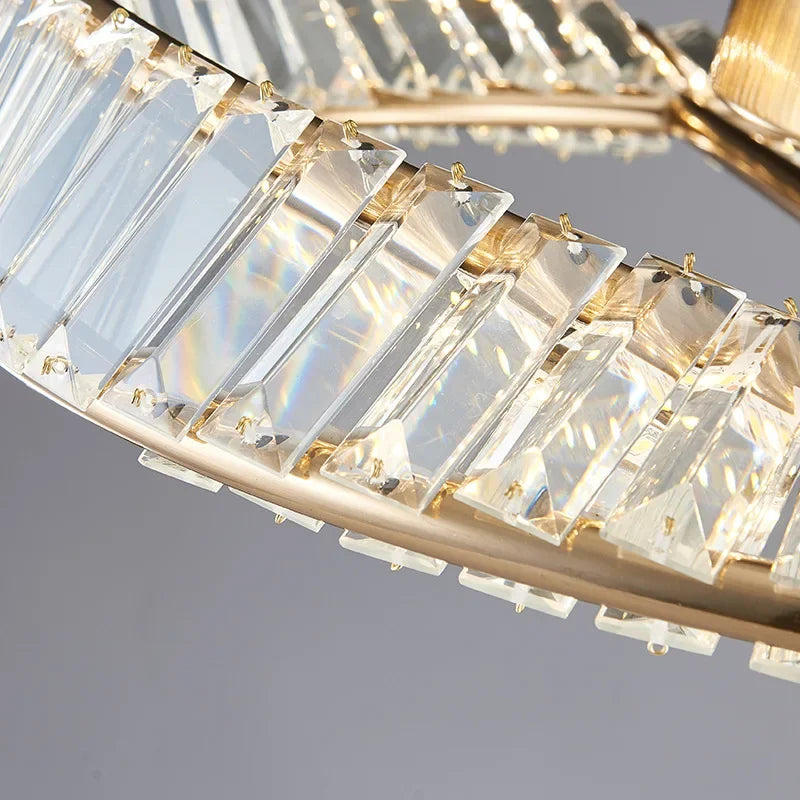 lustre moderne à leds dimmable en anneaux de cristal - vue 5 sur 9