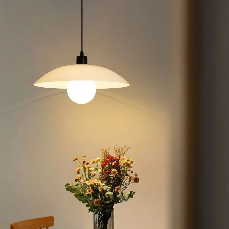 Suspension LED au design nordique minimaliste blanc