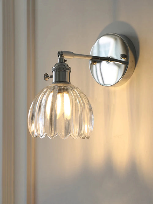 applique murale en verre et fer chromé design contemporain avec bras réglable