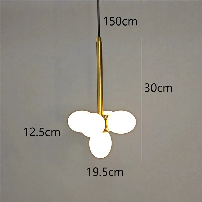 lustre minimaliste en verre design moderne pour intérieur élégant